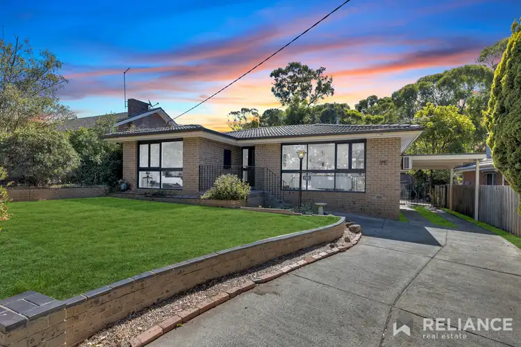 6 Fadden Grove, Sunbury VIC 3429