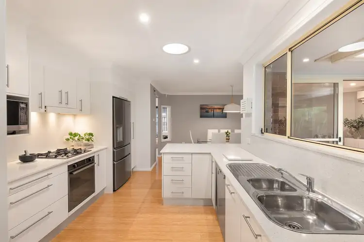 61 Woodview Avenue, Lisarow NSW 2250