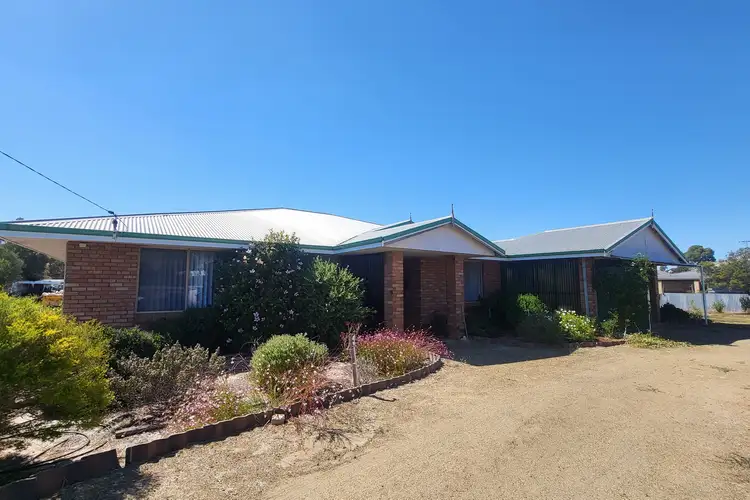 87 Taylor Street, Katanning WA 6317