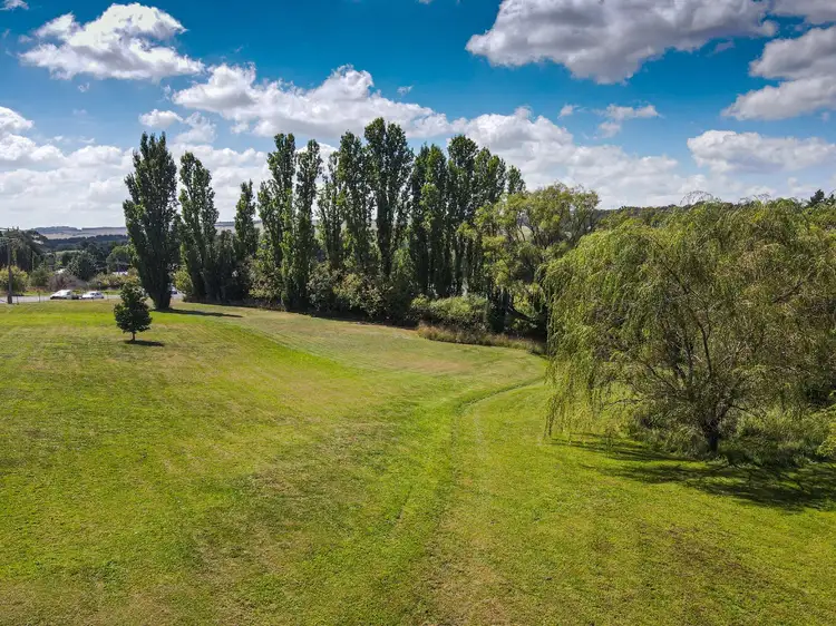 15 Laggan Road, Crookwell NSW 2583