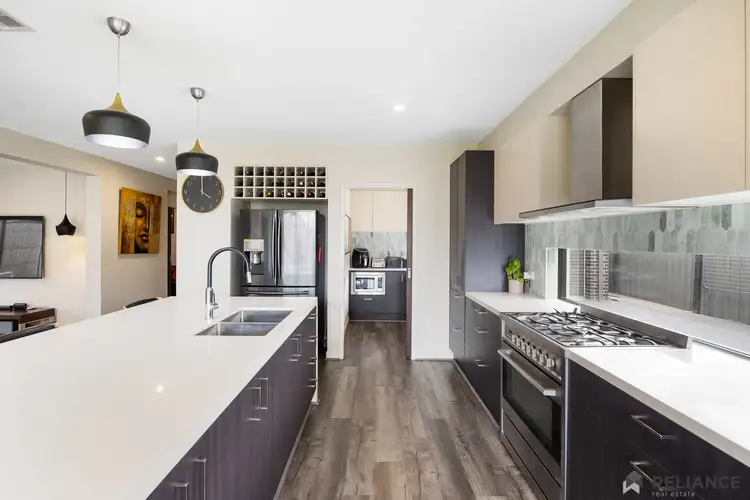 Sixth view of Homely house listing, 10 Homewood Entrance, Tarneit VIC 3029