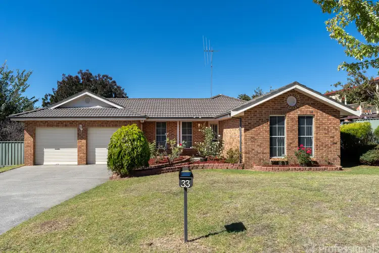33 Agland Crescent, Orange NSW 2800
