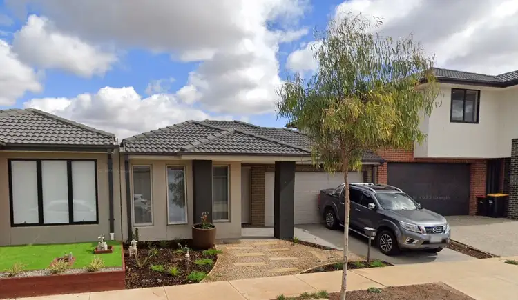 9 Miandad Street, Rockbank VIC 3335