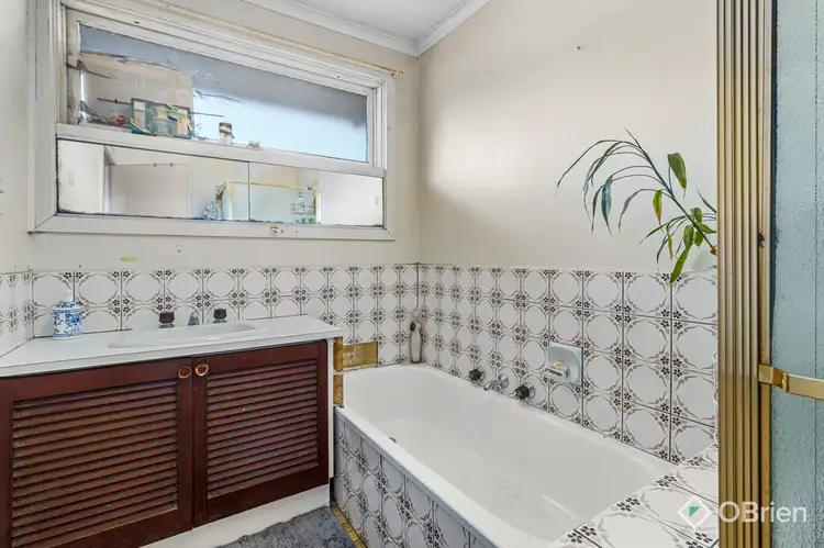 Fifth view of Homely house listing, 1 Keefer Street, Mordialloc VIC 3195