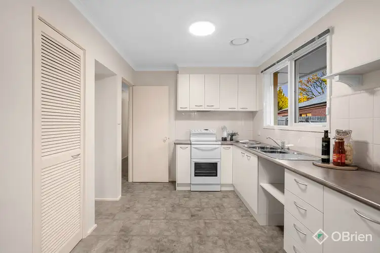 Sixth view of Homely house listing, 2 Currawa Drive, Boronia VIC 3155