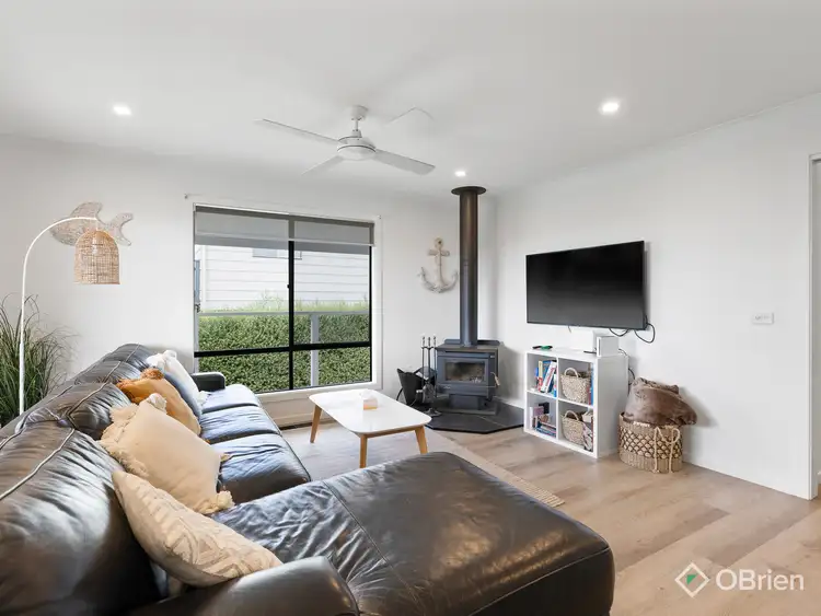 Fifth view of Homely house listing, 31 Hollywood Crescent, Smiths Beach VIC 3922