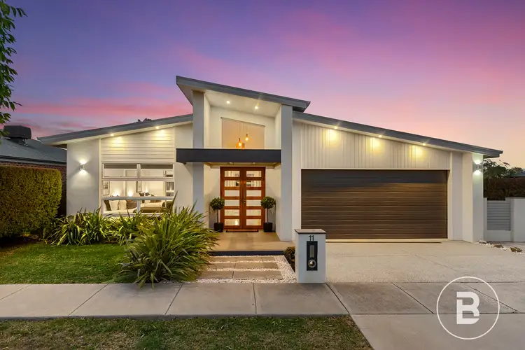 11 Juilette Court, Maiden Gully VIC 3551