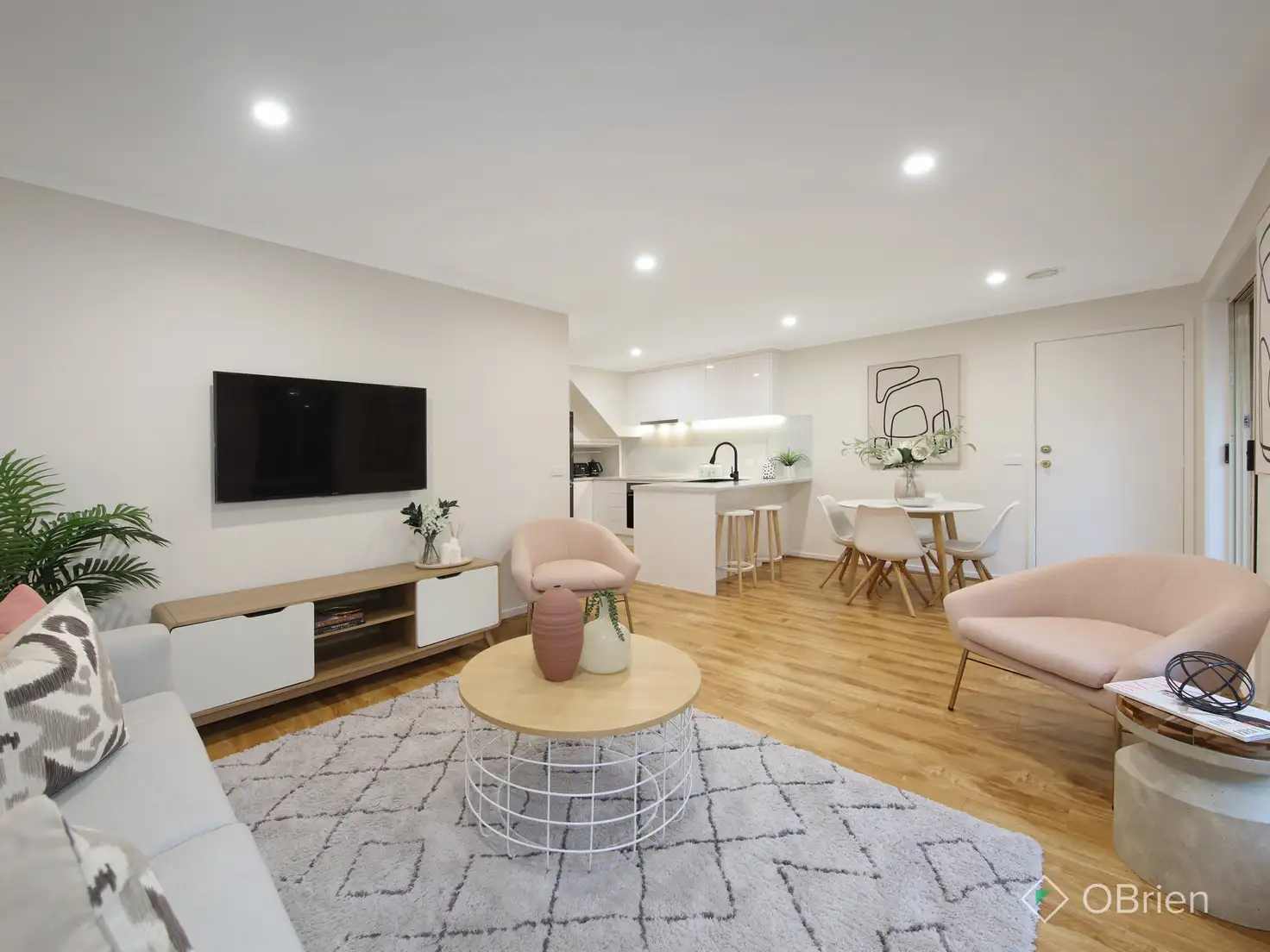 Main view of Homely townhouse listing, 19 Gateway Close, Chadstone VIC 3148