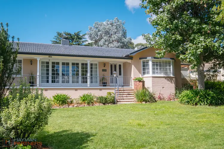 33 Threlfall Street, Chifley ACT 2606