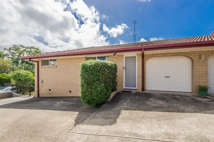 Second view of Homely unit listing, 1/33 Terrigal Crescent, Southport QLD 4215