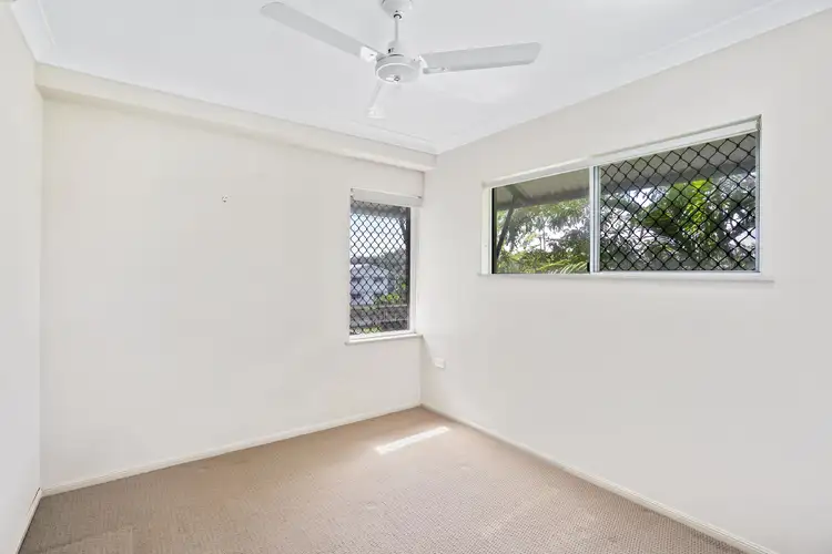 Sixth view of Homely unit listing, 4/109 Callaghan Street, Mooroobool QLD 4870