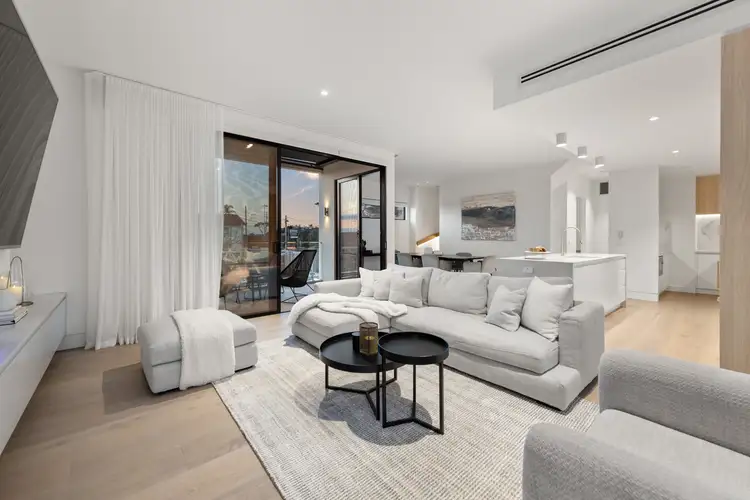 Third view of Homely townhouse listing, 1/33 Nepean Highway, Aspendale VIC 3195