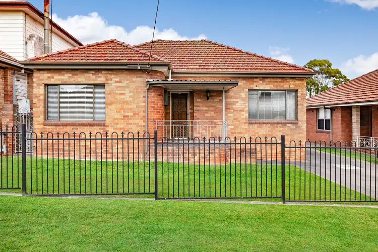 13 Catherine Street