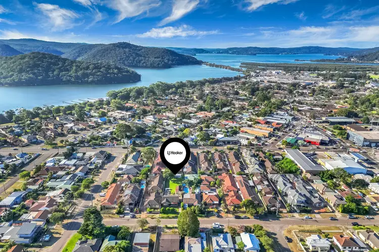 25 Waratah Avenue, Woy Woy NSW 2256