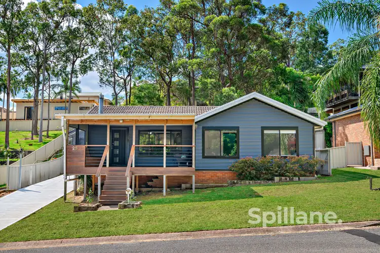 25 Endeavour Close, Woodrising NSW 2284