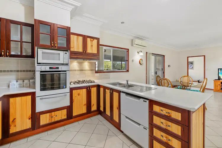 Fourth view of Homely house listing, 17 Daintree Circuit, Tamworth NSW 2340