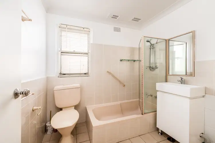 Fifth view of Homely unit listing, 4/188 Russell Avenue, Dolls Point NSW 2219