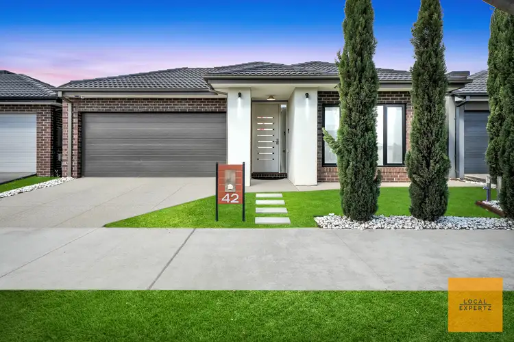 42 Coltan Avenue, Cobblebank VIC 3338