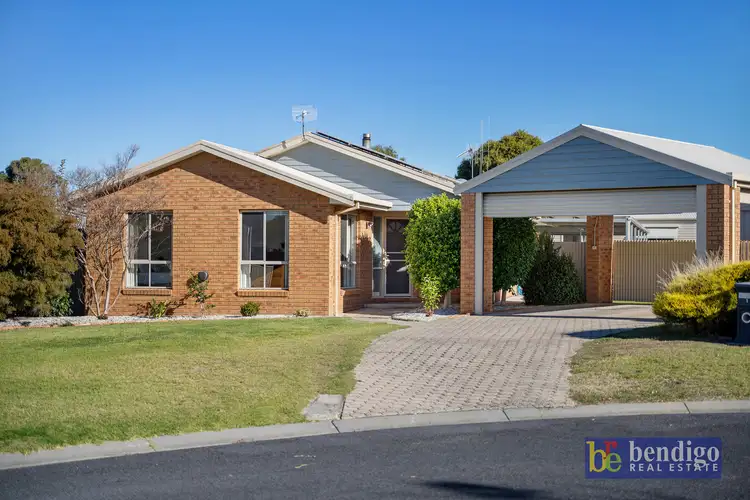1 Paula Court, Kangaroo Flat VIC 3555