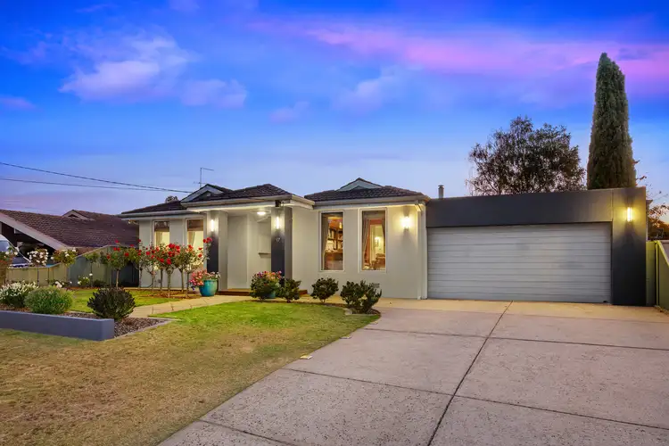 17 Christine Avenue, Alfredton VIC 3350