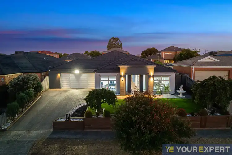 18 Longfield Way, Narre Warren South VIC 3805