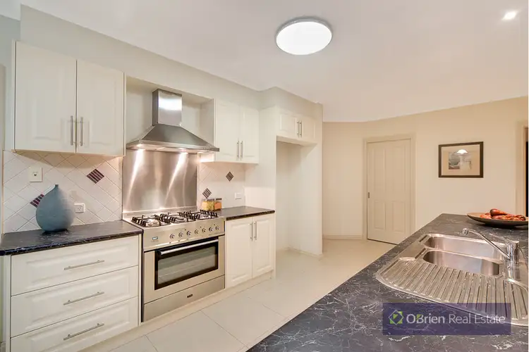 Fourth view of Homely house listing, 5 Viewbridge Close, Berwick VIC 3806
