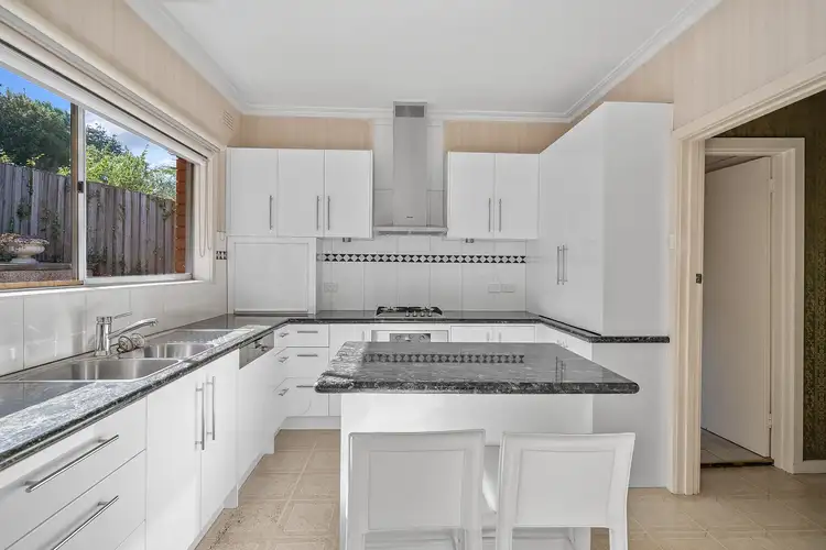 Fifth view of Homely house listing, 39 Pascoe Avenue, Strathmore VIC 3041