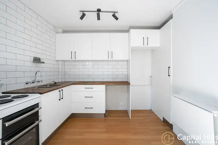 3/9 Farrer Place
