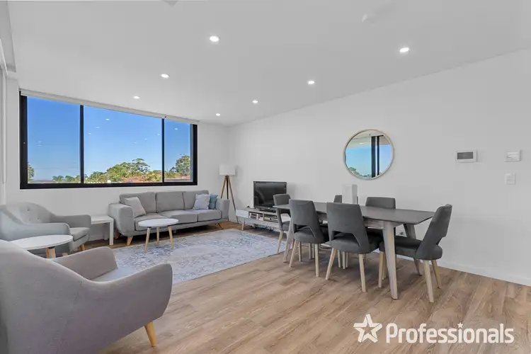 204/51A Tavistock Road