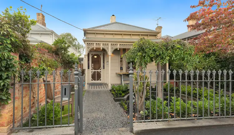 4 Oberon Avenue