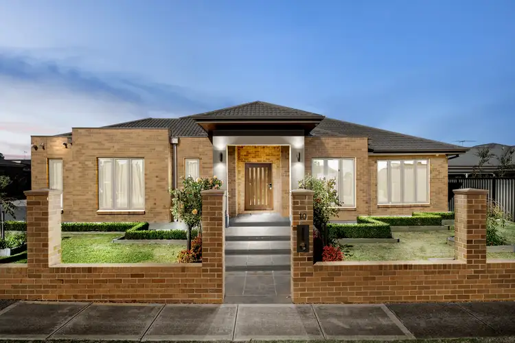10 Parkleigh Drive, Kurunjang VIC 3337