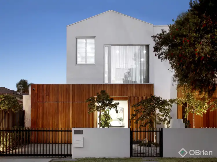 4B Hughes Street, Bentleigh East VIC 3165