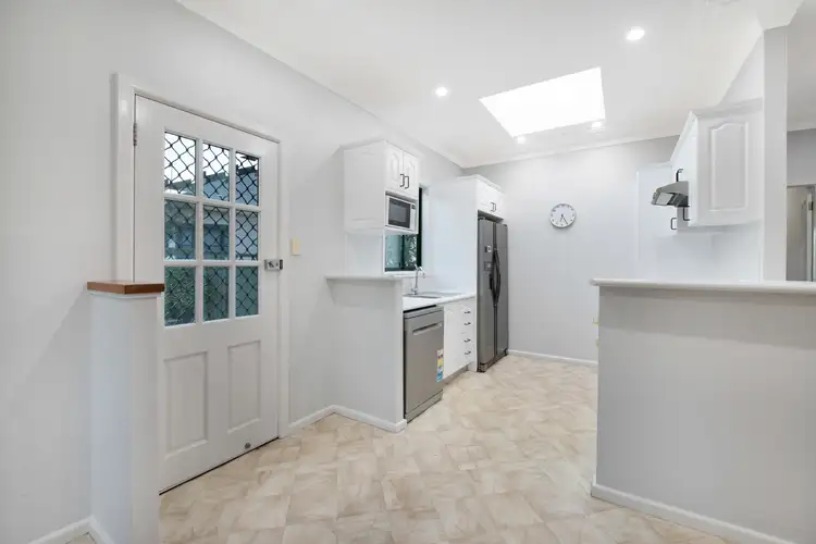 Fourth view of Homely house listing, 2 Jannarn Grove, Seven Hills NSW 2147