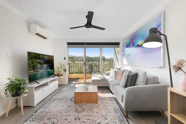 35/16 David Miller Crescent