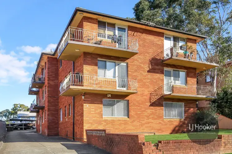 2/8 Calliope Street, Guildford NSW 2161