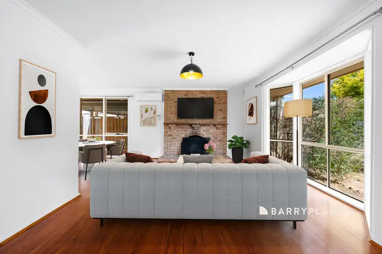 Second view of Homely house listing, 11 Aurea Court, Narre Warren VIC 3805