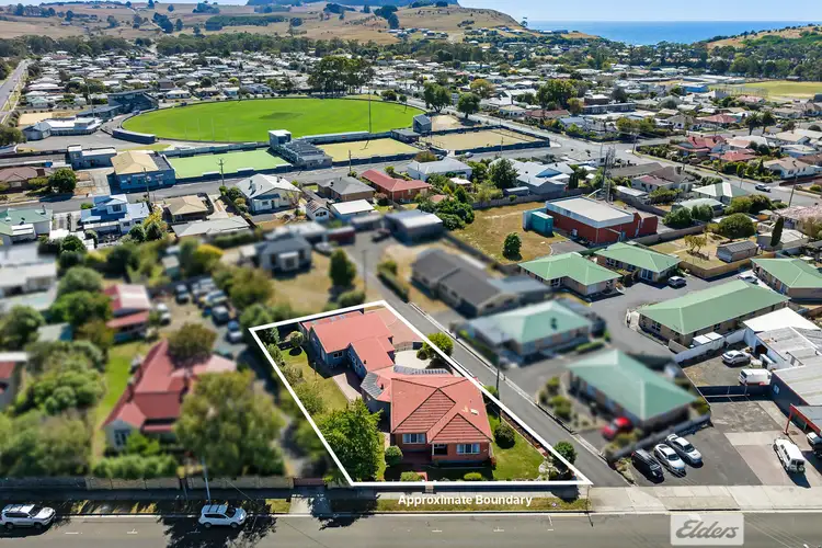 13 Inglis Street, Wynyard TAS 7325