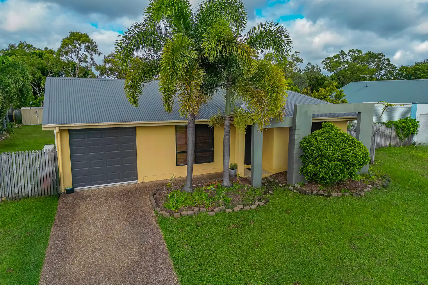 Main view of Homely house listing, 23 Wexford Crescent, Mount Low QLD 4818
