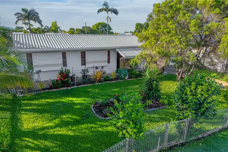 10 Josephine Crescent, Rasmussen QLD 4815