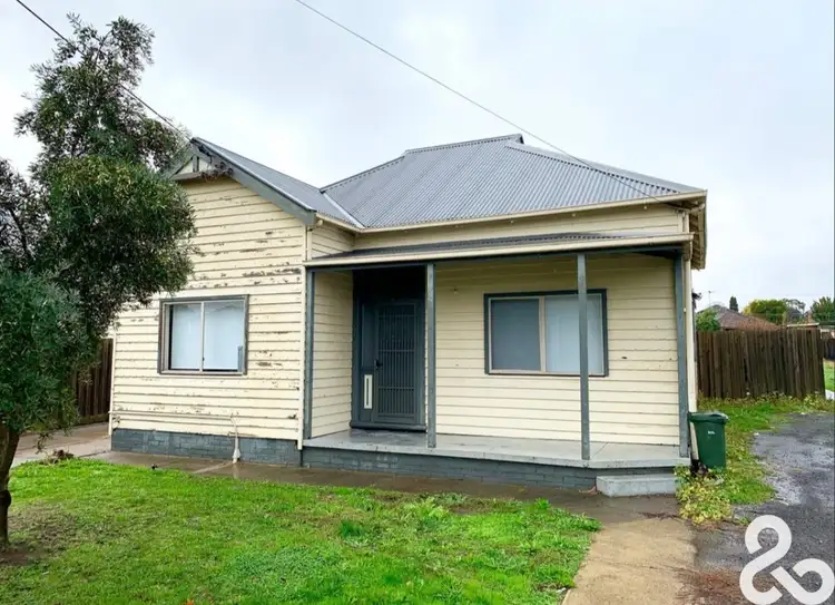 1/12 Daventry Street