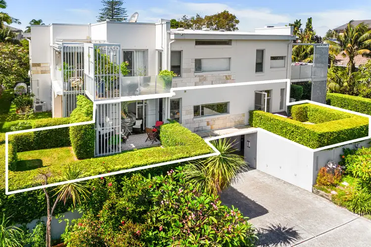 2/123-125 Lagoon Street