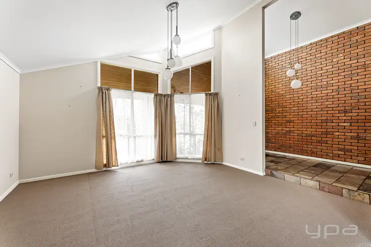 Third view of Homely house listing, 2 Thelma Court, Werribee VIC 3030
