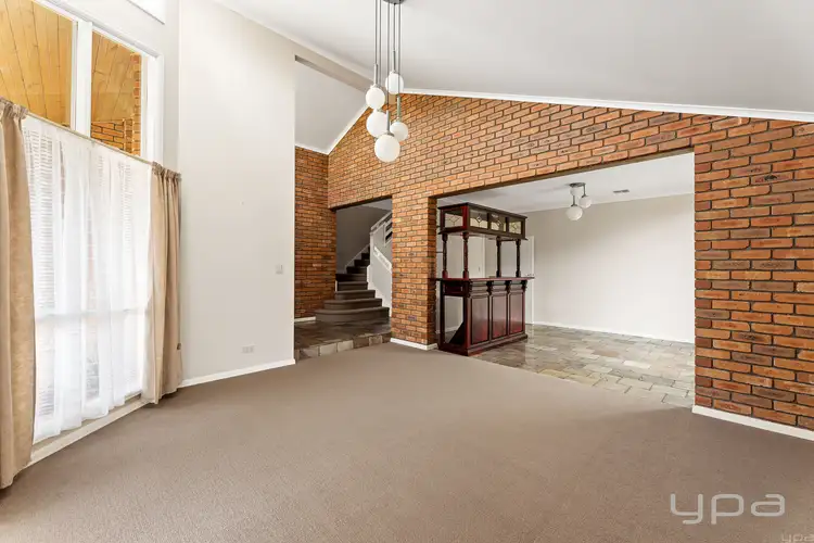 Fourth view of Homely house listing, 2 Thelma Court, Werribee VIC 3030