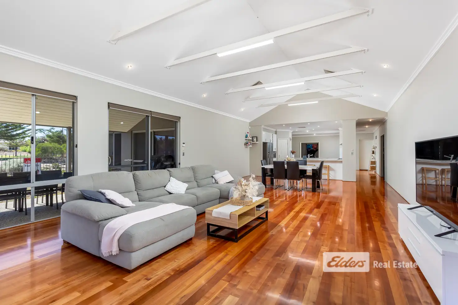 Main view of Homely house listing, 2 Herald Way, Dalyellup WA 6230