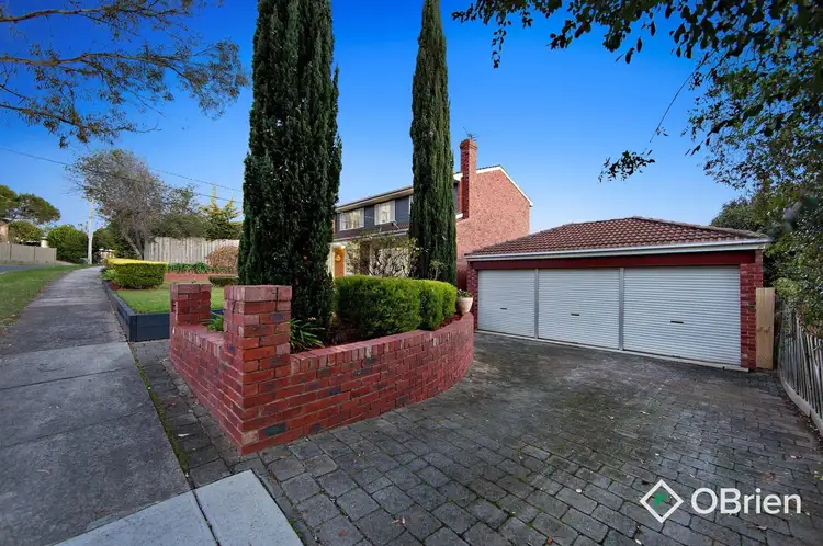 Second view of Homely house listing, 7 Irvine Crescent, Frankston VIC 3199