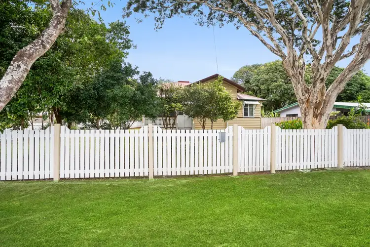 23 Conlan Close, Manoora QLD 4870