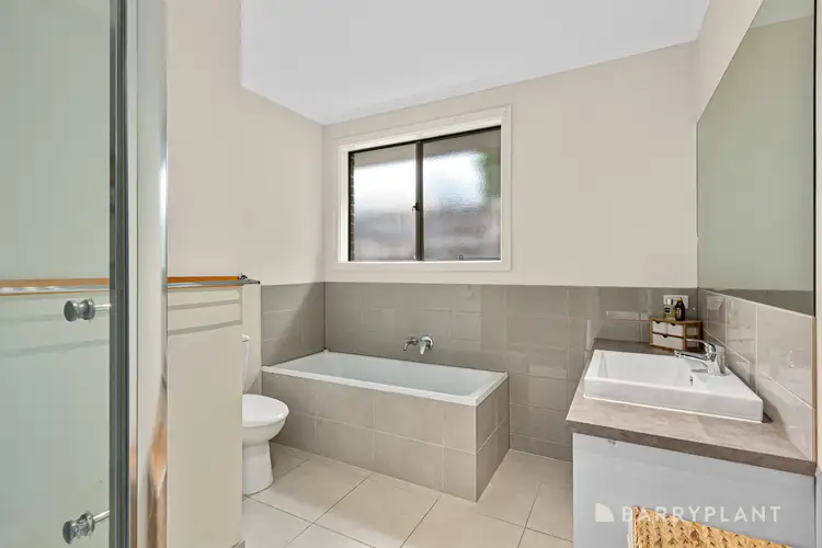 Sixth view of Homely unit listing, 2/38 Johnson Drive, Ferntree Gully VIC 3156