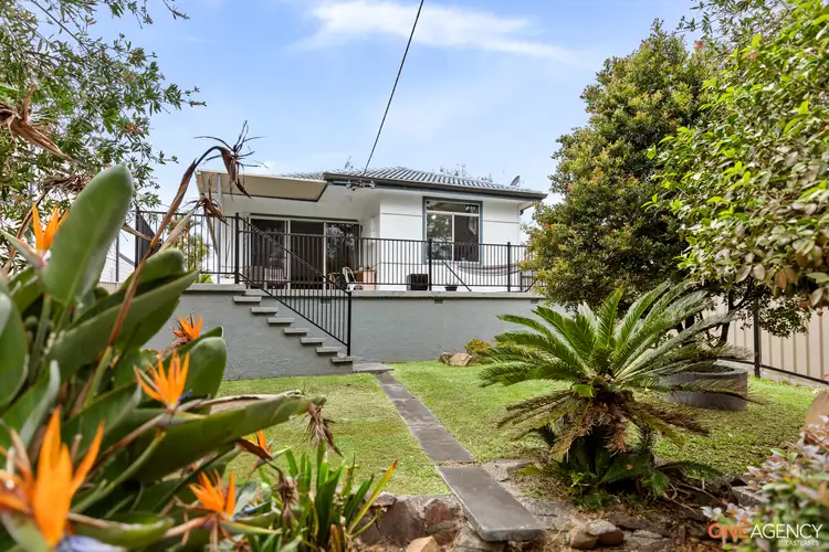 337 Pacific Highway, Belmont North NSW 2280