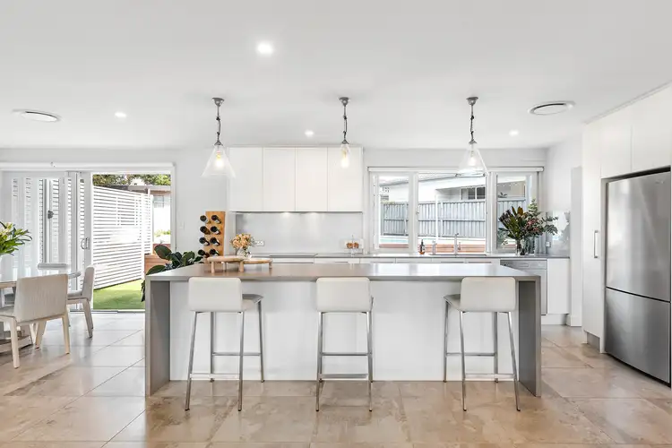5 Marine Crescent, Hornsby Heights NSW 2077