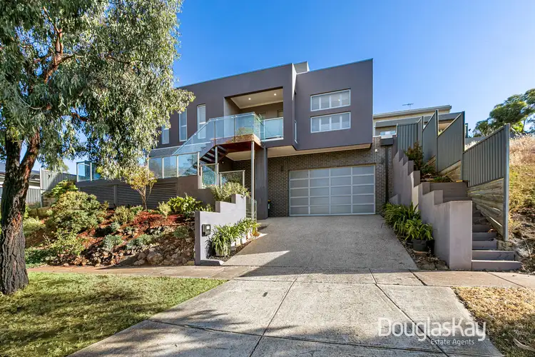 17 Riverbend Way, Sunshine North VIC 3020